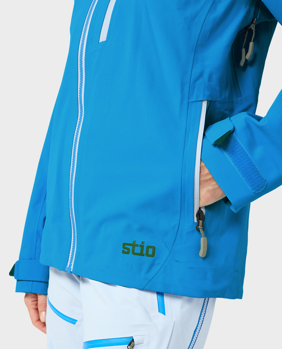 Stio Women's Environ Jacket in Brilliance