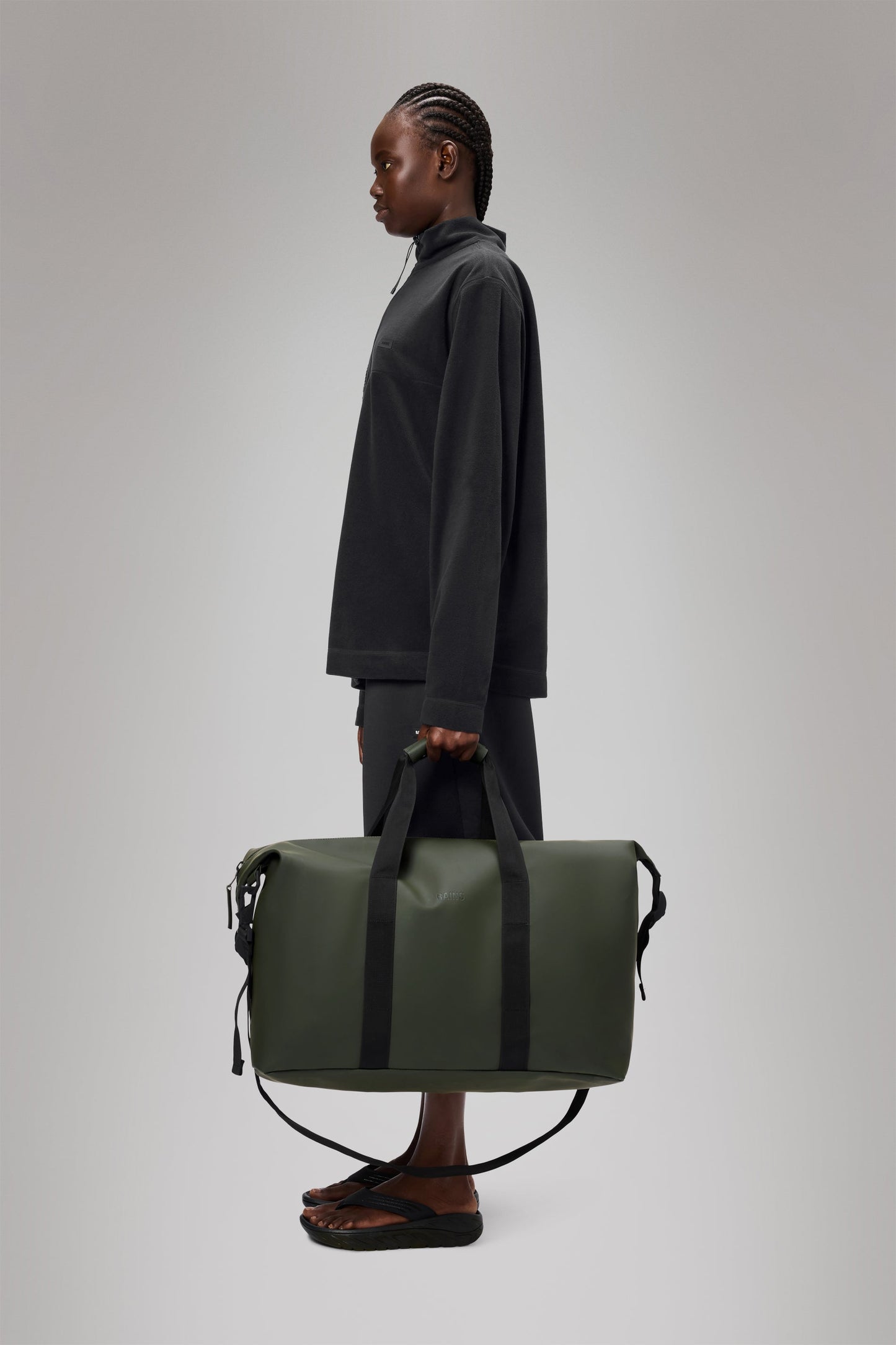 RAINS Hilo Weekend Bag Green 36L H27 x D26 x W52 cm Weekender