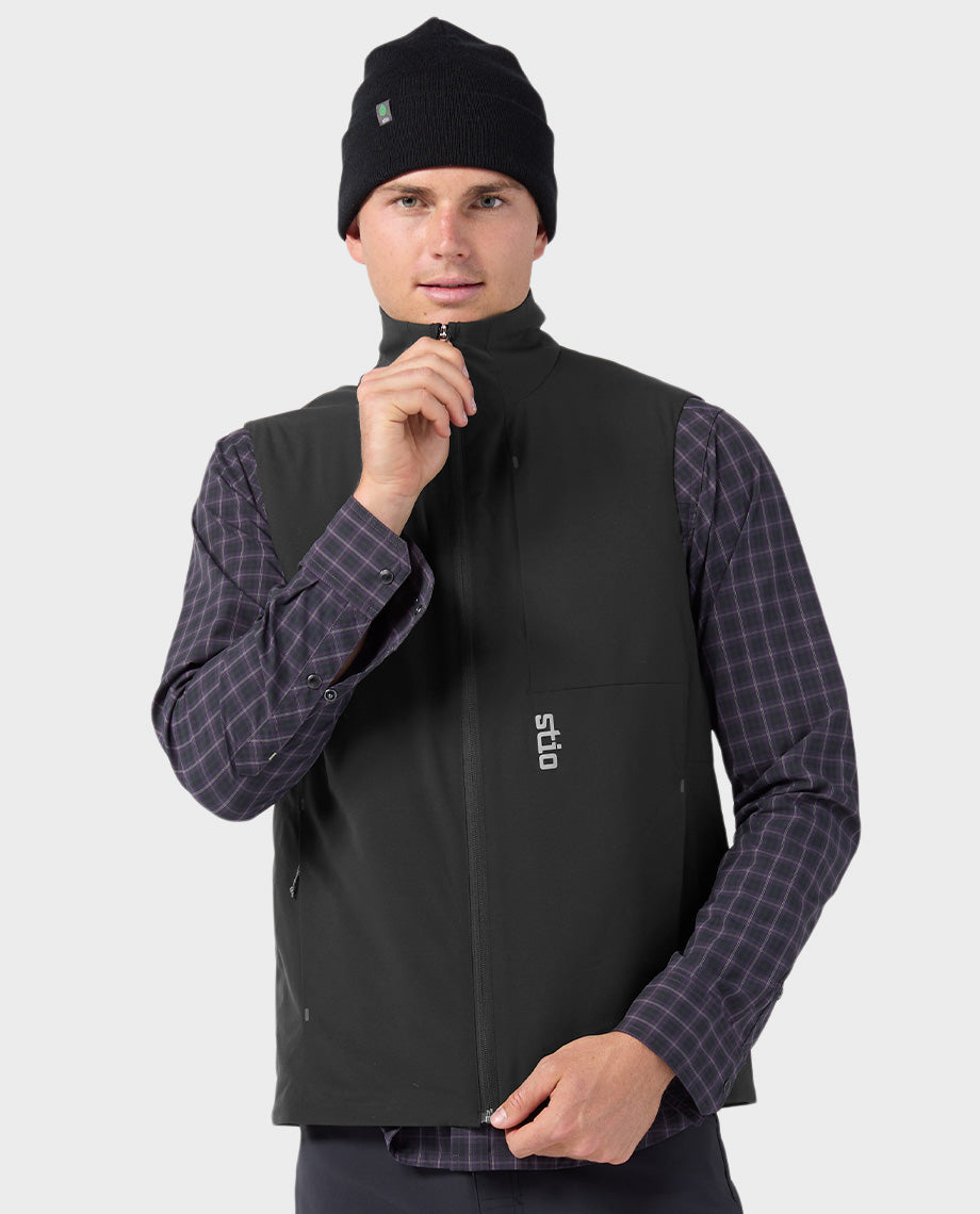 Stio Men's Fernos Insulated Vest in Abyss