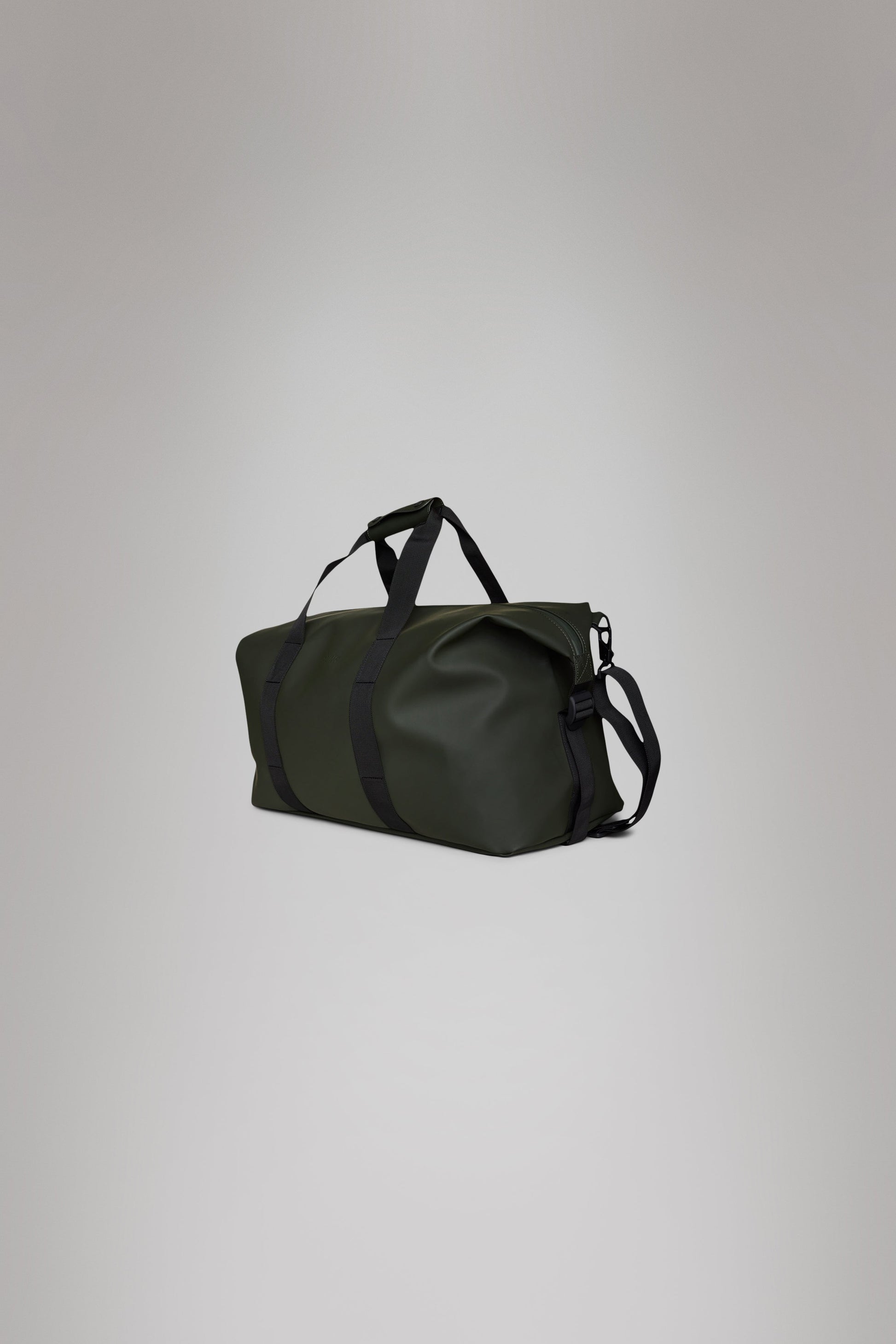 RAINS Hilo Weekend Bag Green 36L H27 x D26 x W52 cm Weekender