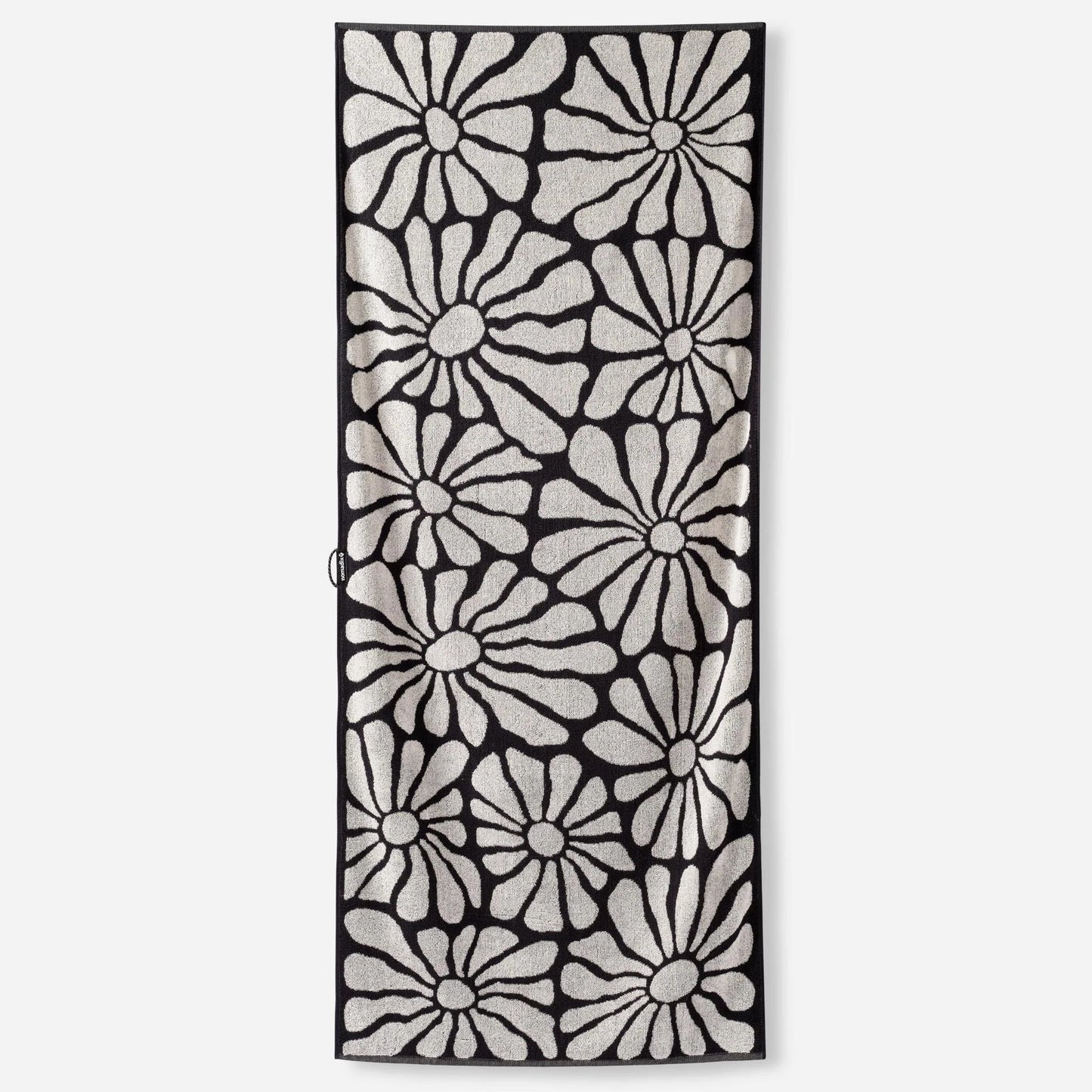 Organic Beach Towel: Lazy Daisy Black Nomadix