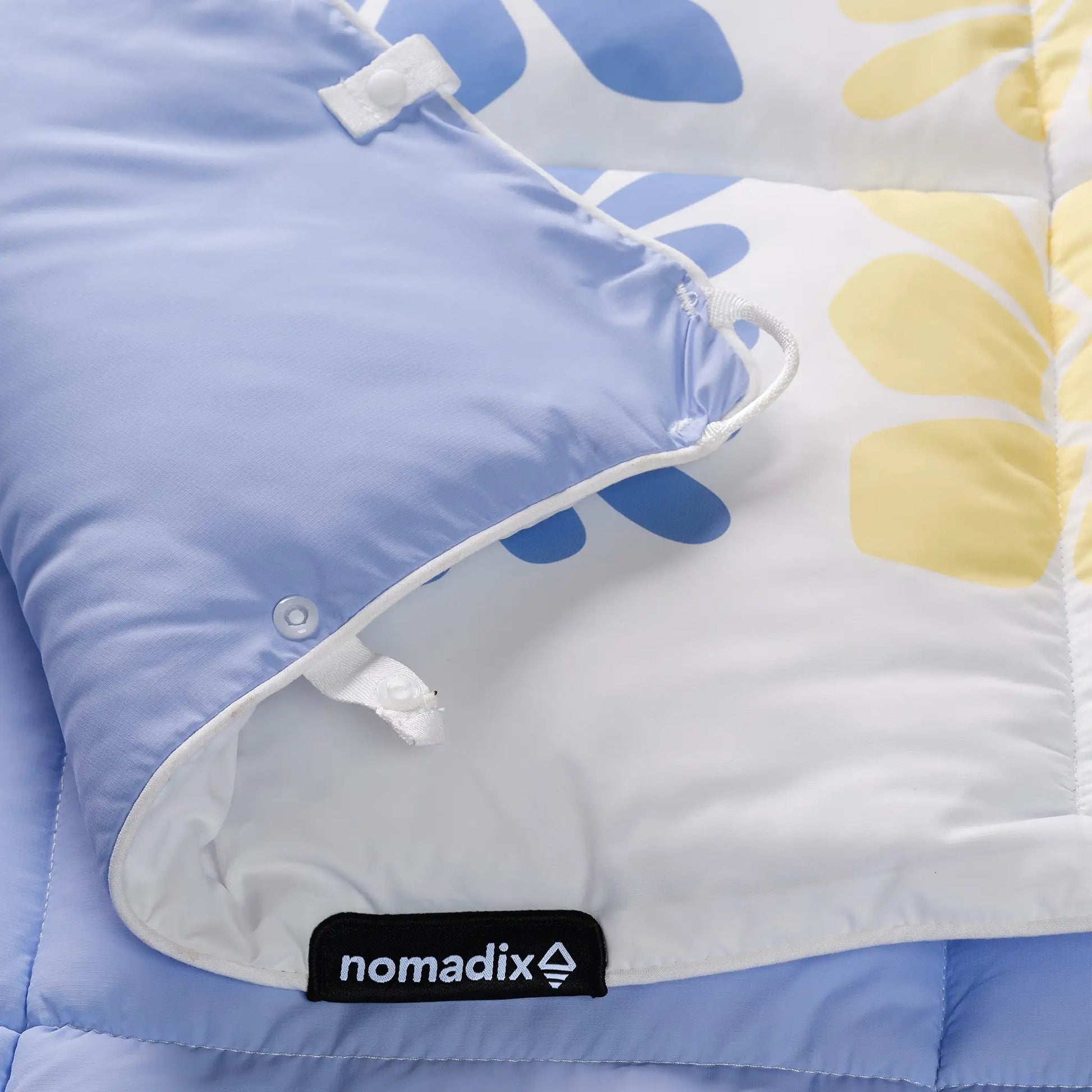 Graphene Puffer Blanket: Flowerbed Multi Nomadix