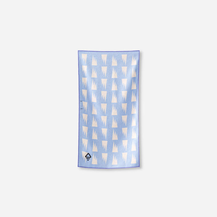 Hand Towel: Summit Coastal Blue Nomadix