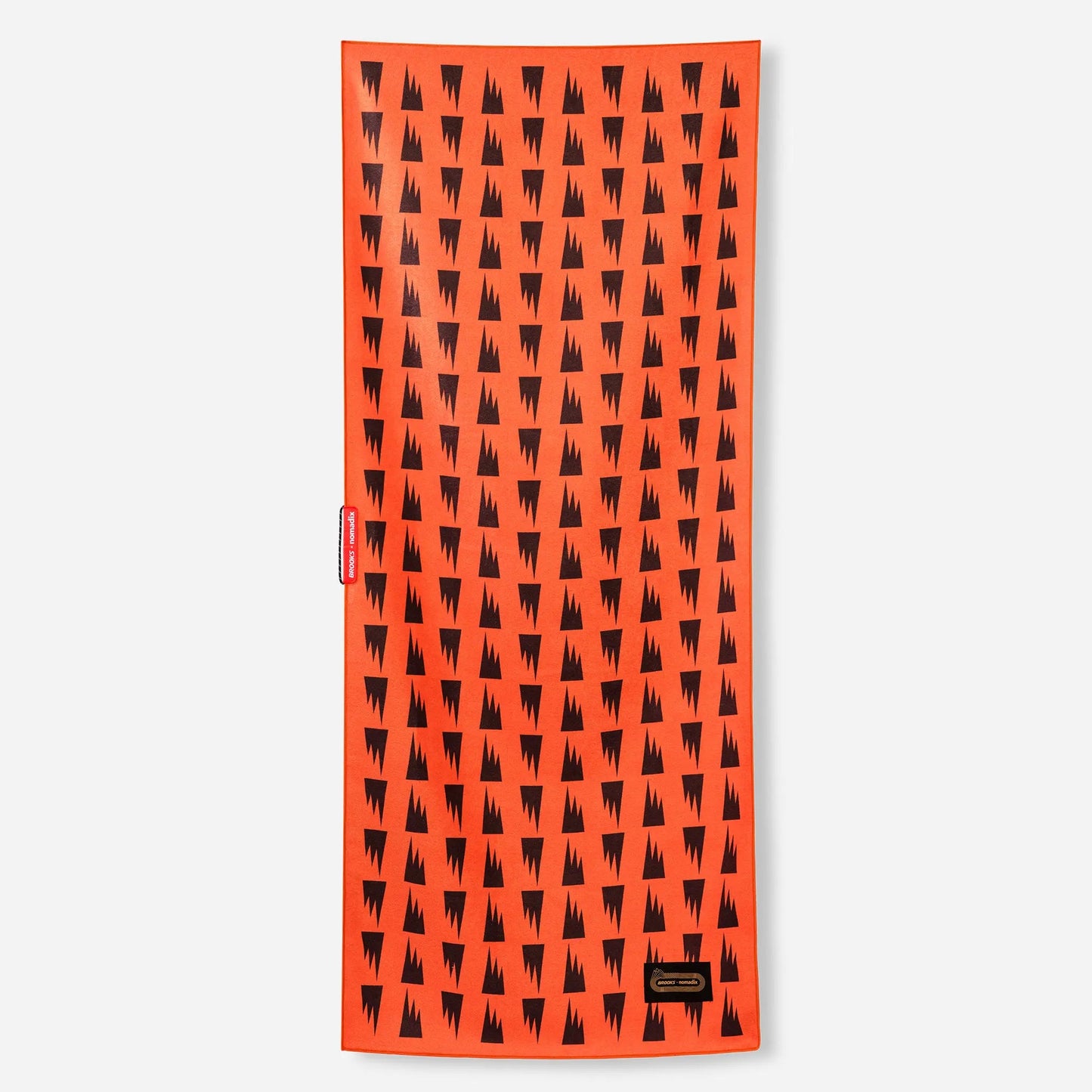 Original Towel: Summit Expedition Orange (Nomadix x Brooks) Nomadix