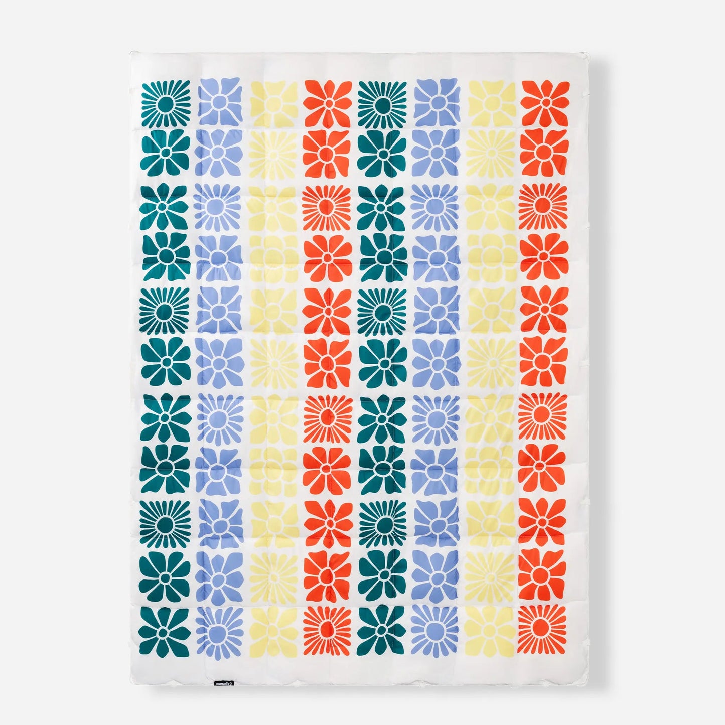 Graphene Puffer Blanket: Flowerbed Multi Nomadix