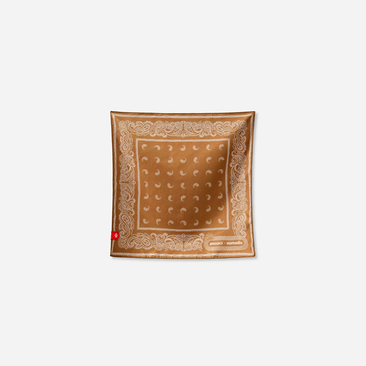 Bandana Towel: Paisley Coyote (Nomadix x Brooks) Nomadix
