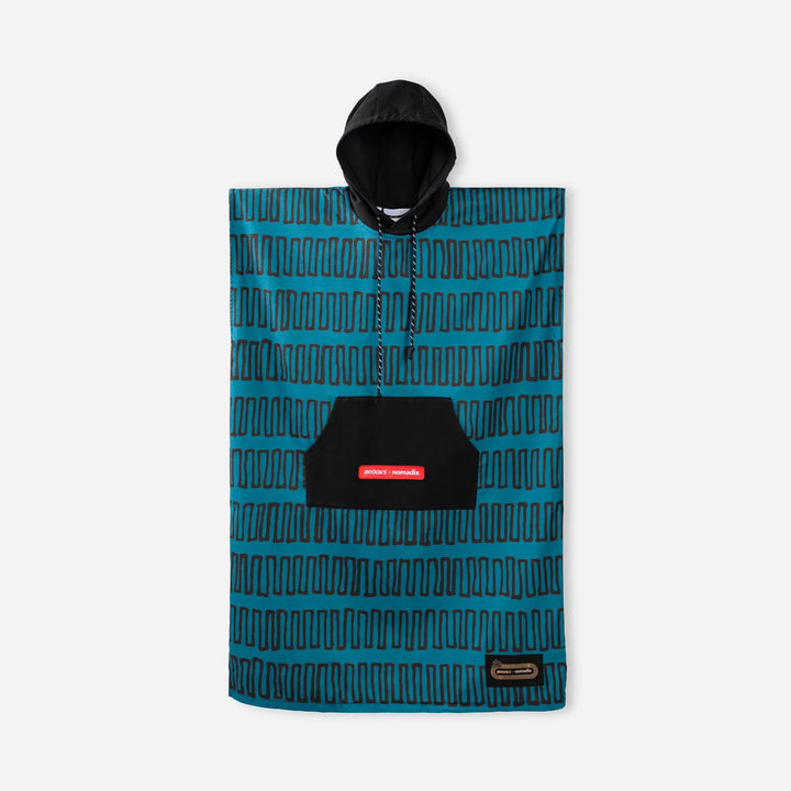 Ultralight Changing Poncho: Switchback Teal Ocean (Nomadix x Brooks) Nomadix