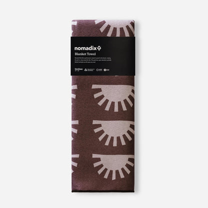 Ultralight Towel: Lazy Daisy Dusk Nomadix