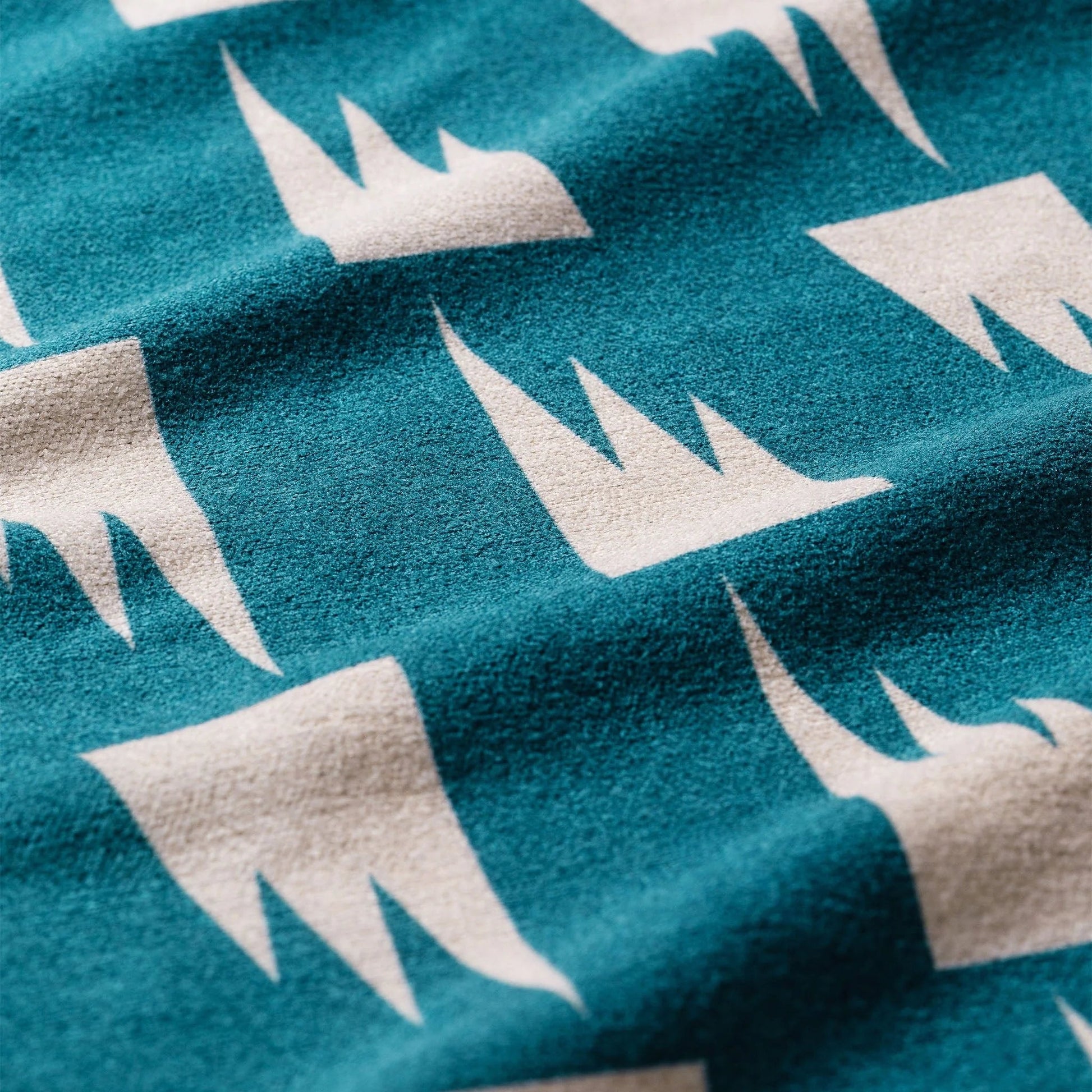 Changing Poncho: Summit Green Nomadix