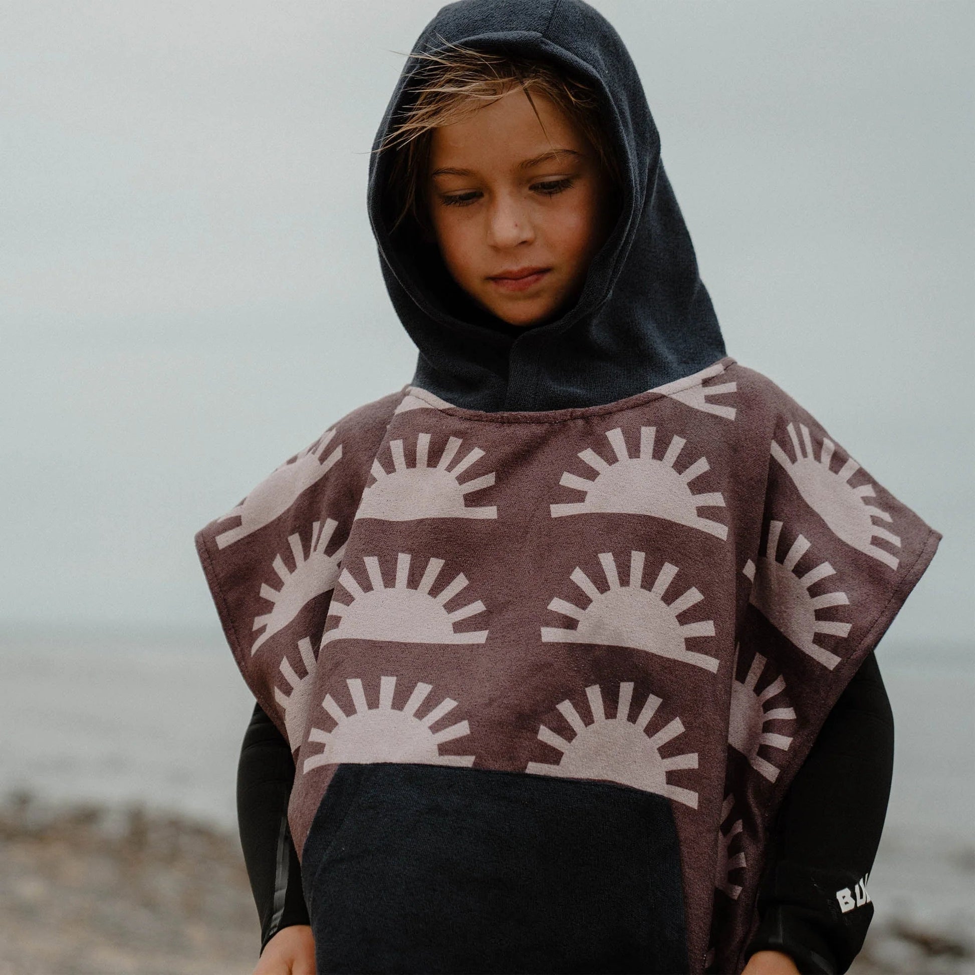 Kids Changing Poncho: Sunshine Burgundy Nomadix