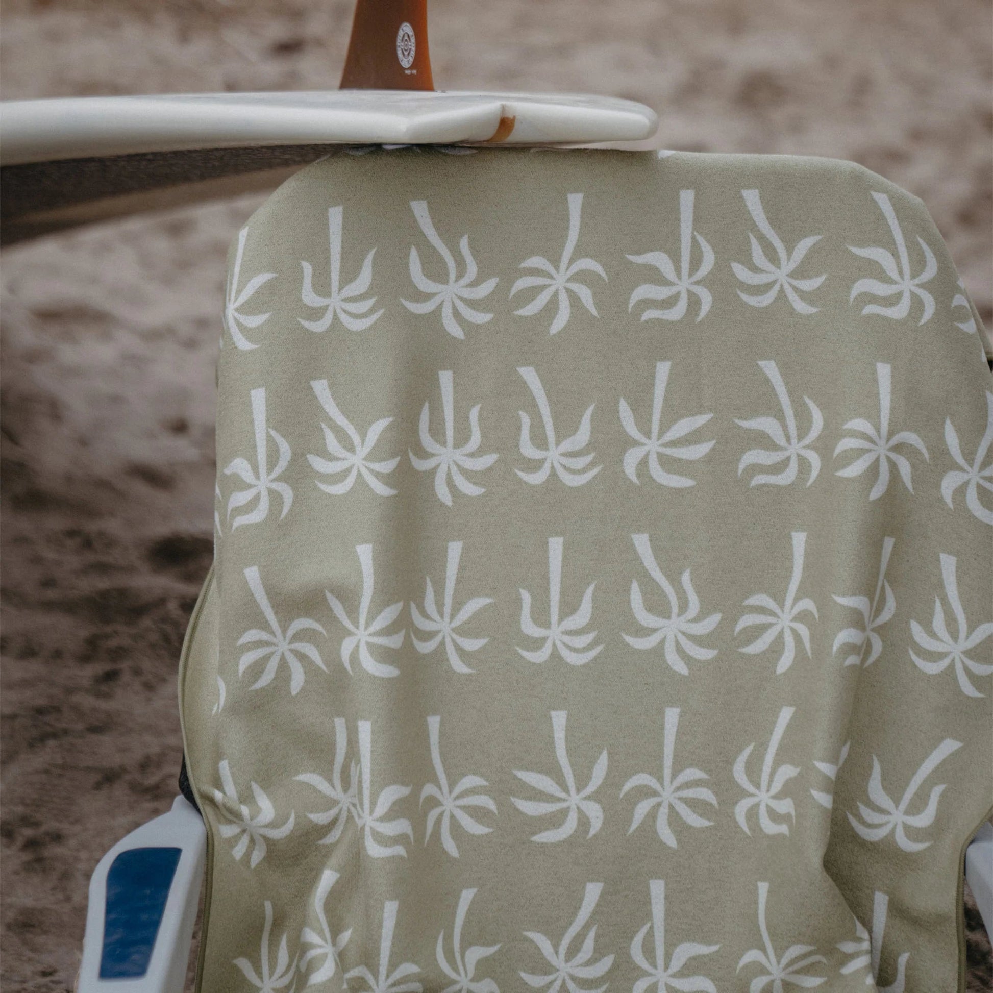Original Towel: Breezy Palms Olive Nomadix