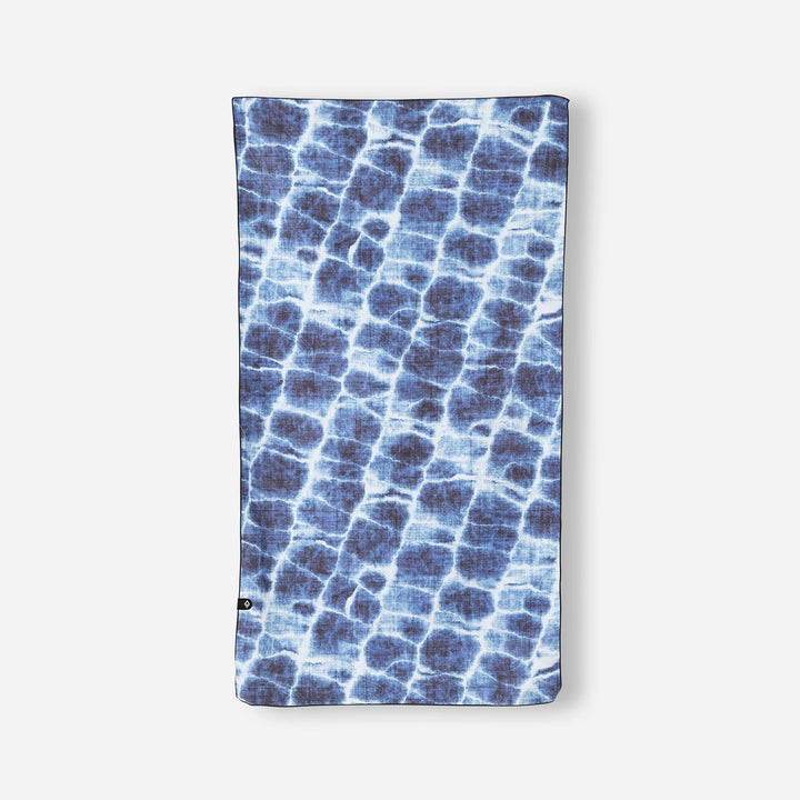 Ultralight Towel: Agua Blue Nomadix